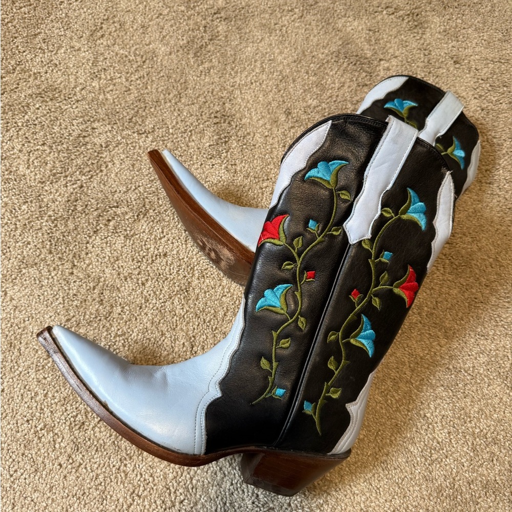 Embroidered Western Boots - Black and Blue